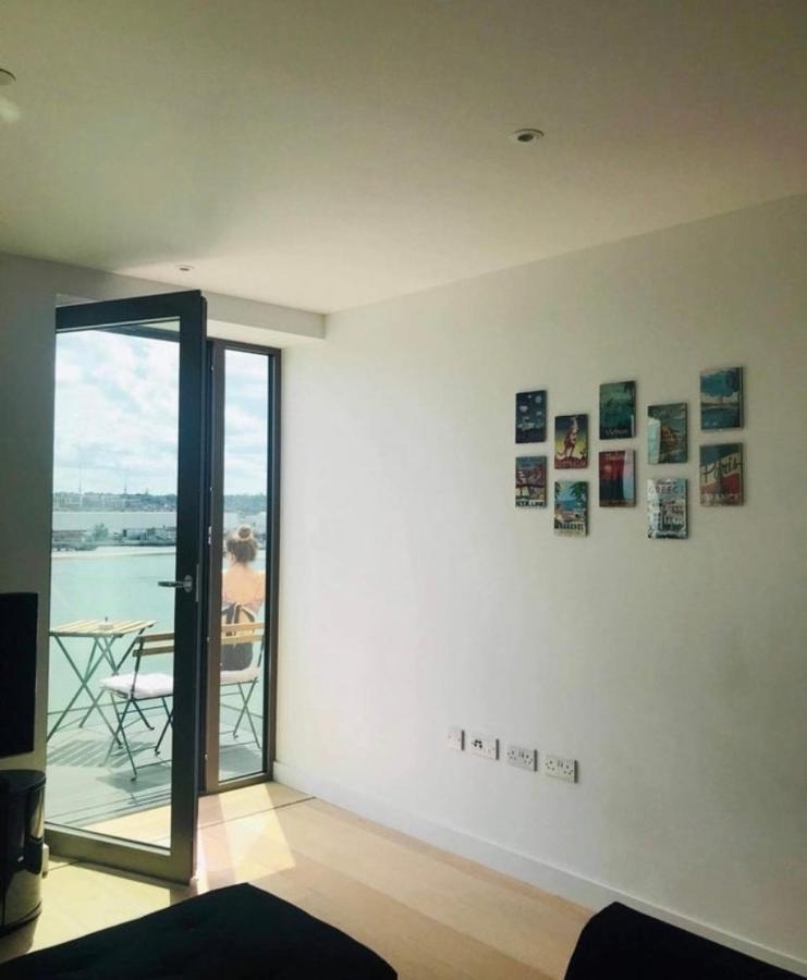Large Double Room Overlooking The Thames Лондон Екстер'єр фото